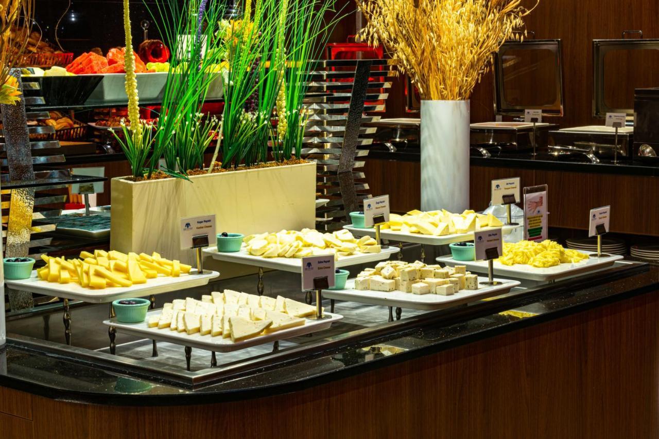 The Craton Hotel Sisli Istanbul Exterior foto A cheese platter