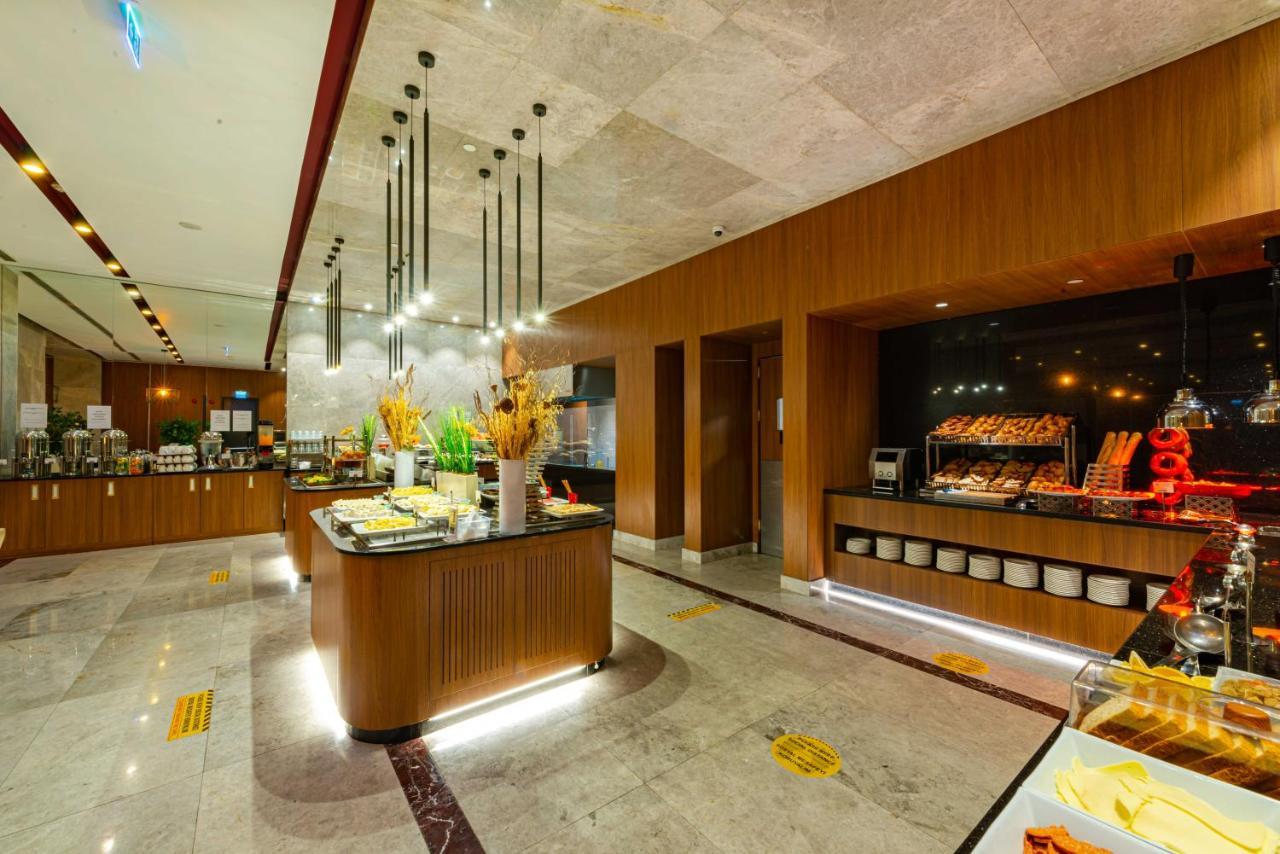 The Craton Hotel Sisli Istanbul Exterior foto The buffet at the hotel