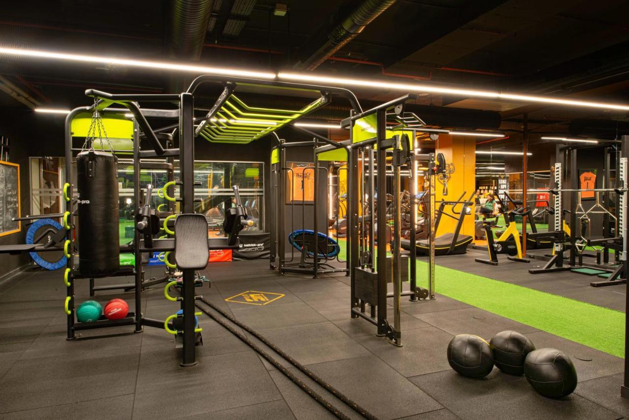 The Craton Hotel Sisli Istanbul Exterior foto The gym at the National Football Centre at Kirkby