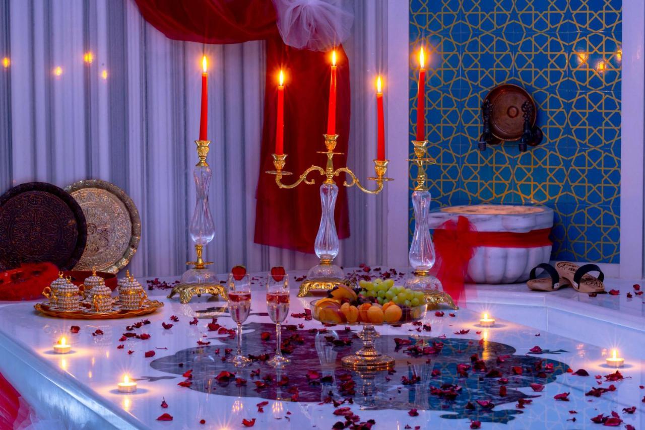 The Craton Hotel Sisli Istanbul Exterior foto A traditional Turkish wedding table